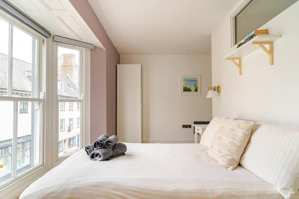 Stunning 2 Bed Apartment, Heart Of The Barbican 플리머스 외부 사진
